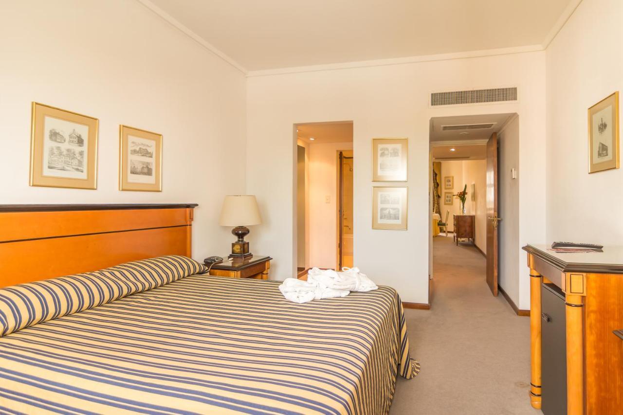 Hotel Libertador Тандил Экстерьер фото
