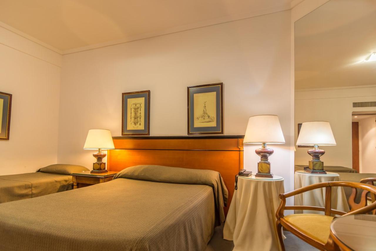 Hotel Libertador Тандил Экстерьер фото
