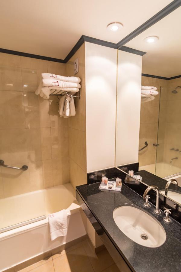 Hotel Libertador Тандил Экстерьер фото